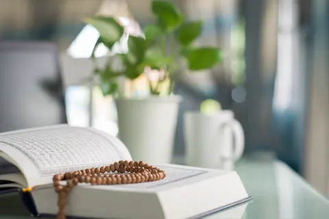 Read The Quran and Community Now Murouj Academy